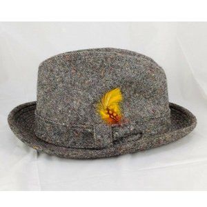 Vtg Dobbs Fifth Avenue Gray Fedora Hat Feather